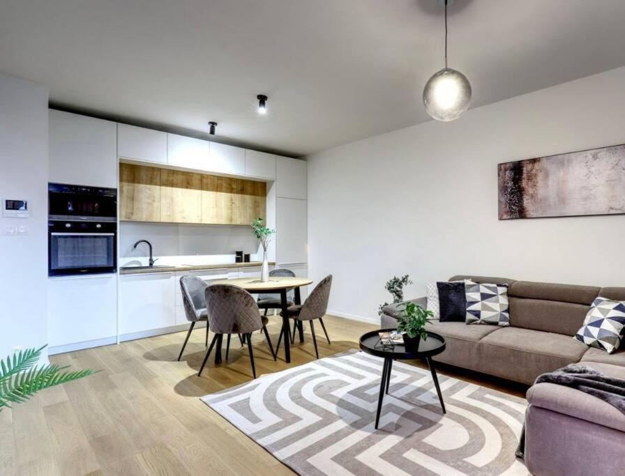 Klinger Apartment Bratislava Dış mekan fotoğraf